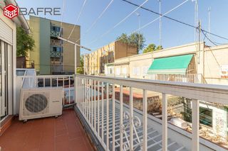 Casa adosada en venta en Los Cármenes en Madrid