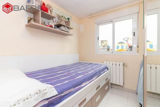 Casa adosada en venta en Los Cármenes en Madrid