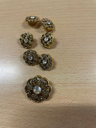 Botones Fantasía Negros y Dorados