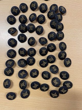 Botones Fantasía Negros y Dorados