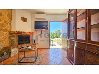 Chalet en alquiler en Cala Vedella - Cala Tarida - Cala Conta en Sant Josep de sa Talaia