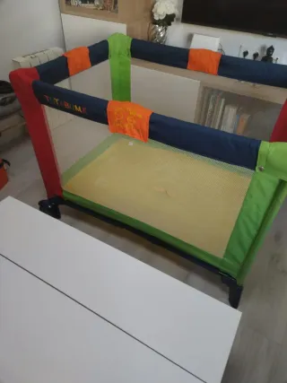 Parque cuna plegable + colchón regalo