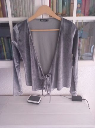 Vestido de fiesta gris