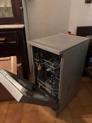 Lavavajillas Beko plateado PRECIO A NEGOCIAR