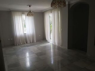 Casa adosada en alquiler en Noreste-Granja en Jerez de la Frontera