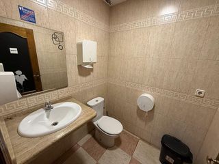 Local comercial en venta en San Luis en Almería