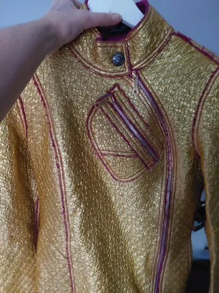 Chaqueta Custo Dorada Lana y Oro