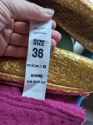 Chaqueta Custo Dorada Lana y Oro