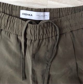 3 pantalones Bershka y Primark, Talla 32/34