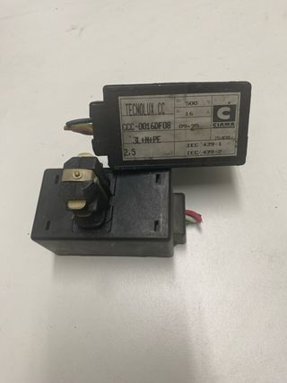 Adaptador Eléctrico Clavija