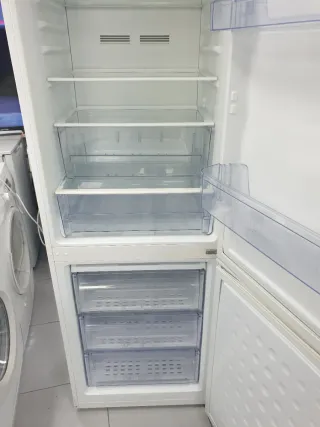 Nevera Beko 2m x 60cm con garantía