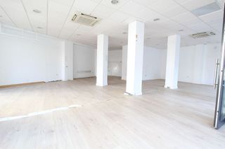 Local comercial en alquiler en Triana Casco Antiguo en Sevilla