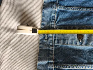 Cazadora Levi's tejana Talla L (equivale a M)