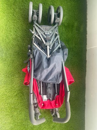 Silla de paseo Chicco roja