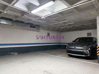 Garaje en venta en Santurtzi