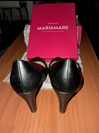 Zapatos tacón Mariamare negros talla 39