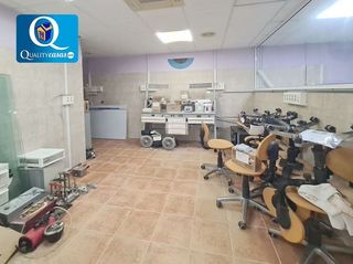 Local comercial en venta en Carolinas Bajas en Alicante