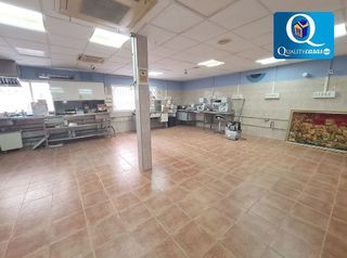 Local comercial en venta en Carolinas Bajas en Alicante
