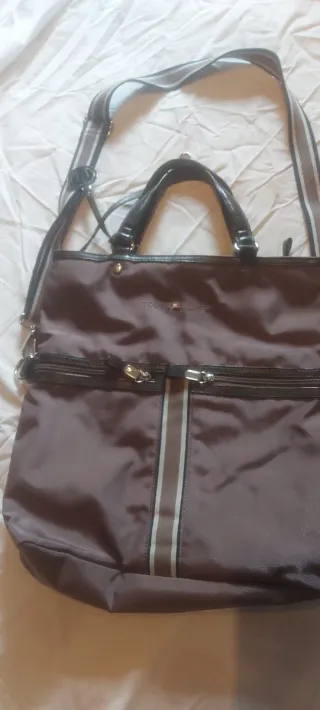 Bolso Tommy Hilfiger Marrón y Dorado