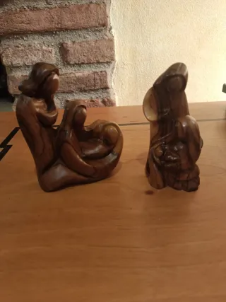 2 Statuine in legno lavorazione a mano Provenienza