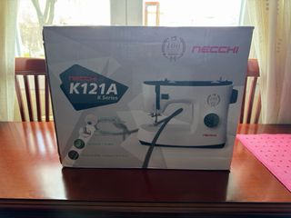 Máquina de coser Necchi 100 aniversario