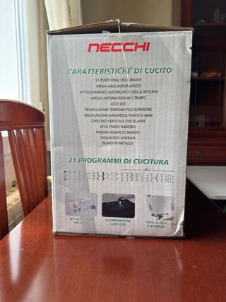 Máquina de coser Necchi 100 aniversario