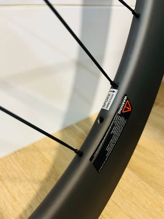 Ruedas Full Carbono 60x25mm Disco