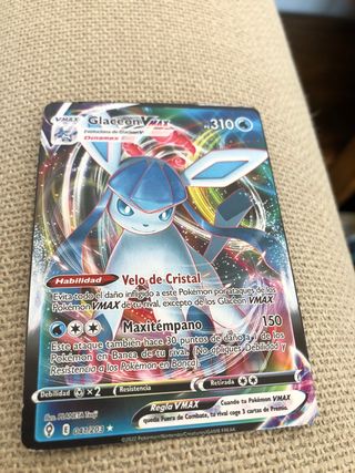 Carta Pokémon Glaceon VMAX 041/203