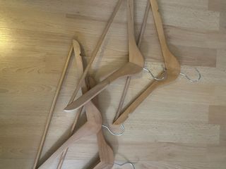 30 Perchas Madera y Metal