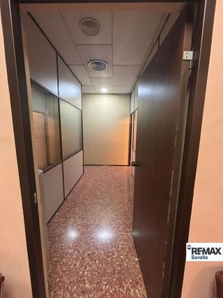 Local comercial en venta en Poble Nou en Torrent