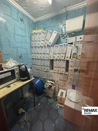 Local comercial en venta en Poble Nou en Torrent