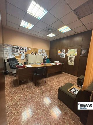 Local comercial en venta en Poble Nou en Torrent