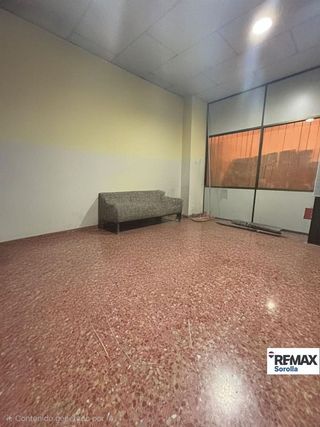 Local comercial en venta en Poble Nou en Torrent