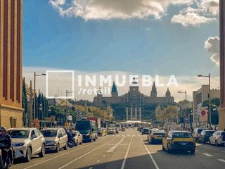 Local comercial en venta en El Camp de l'Arpa del Clot en Barcelona