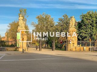Local comercial en venta en El Camp de l'Arpa del Clot en Barcelona