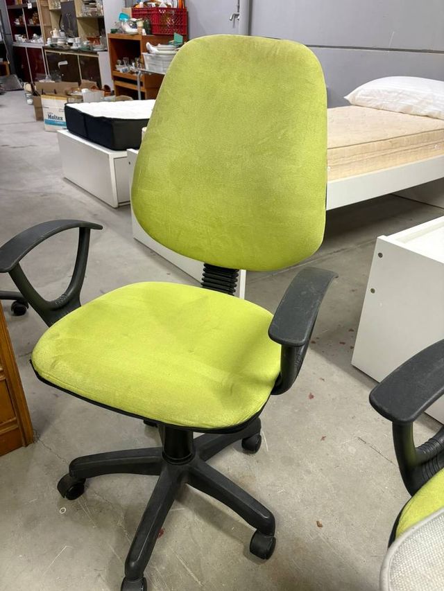 SILLA DE ESCRITORIO