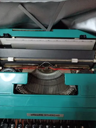 Olivetti Studio 45 Máquina de Escribir Verde