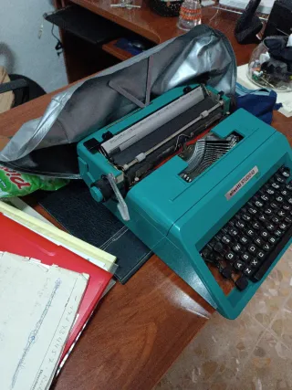 Olivetti Studio 45 Máquina de Escribir Verde