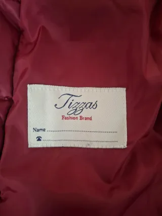 Abrigo acolchado burdeos niña