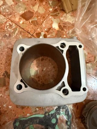 Cilindro pistón 79mm NUEVO