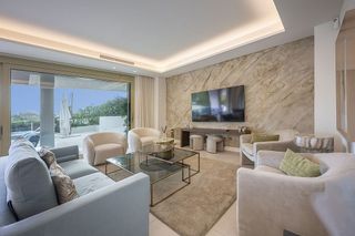 Dúplex en alquiler en Lomas de Marbella Club - Puente Romano en Marbella