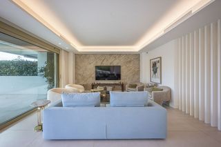 Dúplex en alquiler en Lomas de Marbella Club - Puente Romano en Marbella