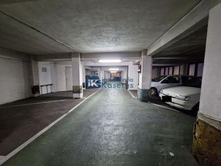 Garaje en venta en Basauri