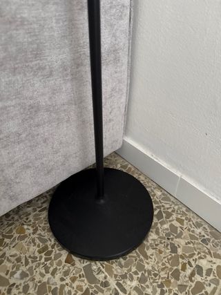 Lámpara de pie negra Ikea