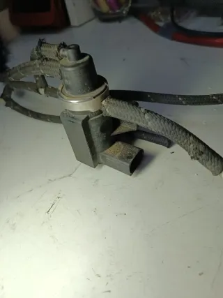 Válvula Seat León mk1 1J0 906 627