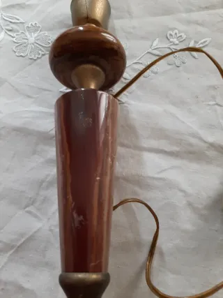 Lampada da tavolo onice martone striato