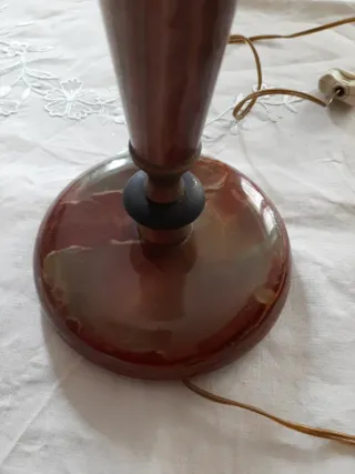 Lampada da tavolo onice martone striato