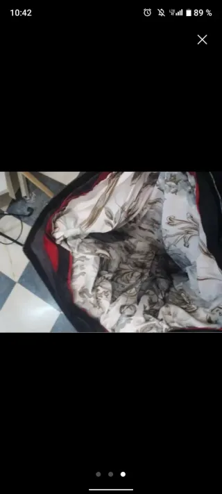 Saco de boxeo rojo y negro