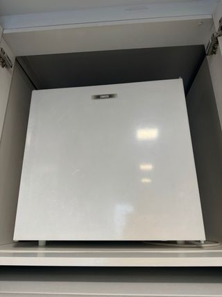 Congelador Ariston pequeño