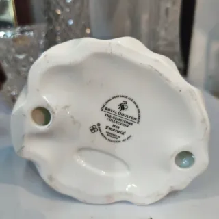 Figura Royal Doulton HN4974 Esmeralda